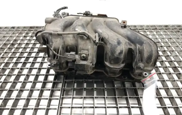 Hyundai Elantra Intake manifold