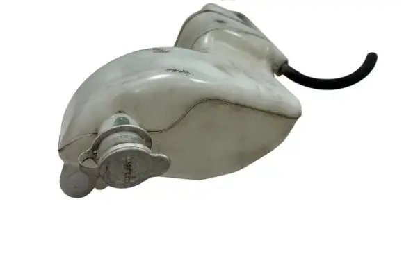 Peugeot 4008 Coolant expansion tank/reservoir