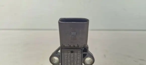 Volkswagen Polo V 6R Air pressure sensor 0281002977