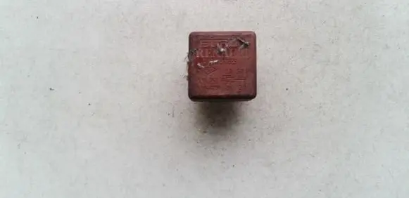 Renault Laguna I Other relay 7700810929