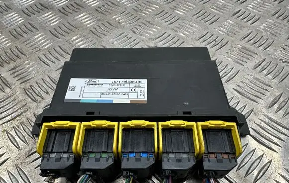 Ford Mondeo MK IV Door central lock control unit/module 7S7T19G481 7S7T19G481DB
