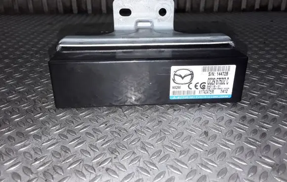 Mazda 5 Immobilizer control unit/module CC29675DZC X1T40475M