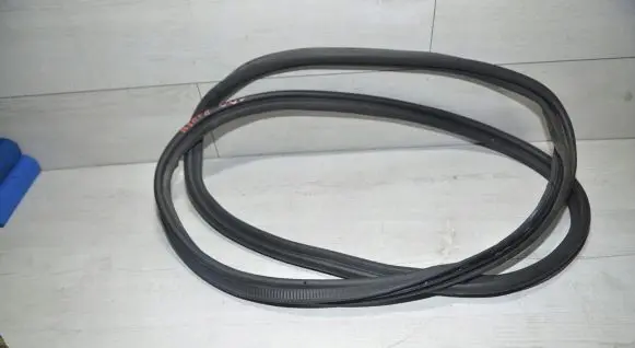 Dacia Duster II Trunk rubber seal (body) 70920000 7092000