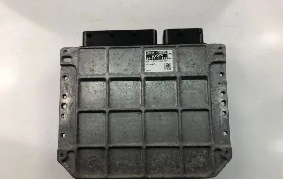 Toyota Verso-S Engine control unit/module ECU 896610F191