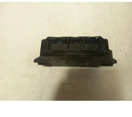 Audi A6 S6 C5 4B Parking PDC control unit/module 8Z0919283 H02SD08C86
