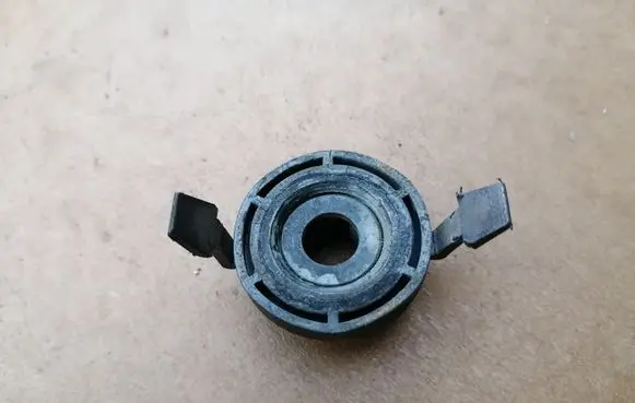 Volvo S40 Headlight/headlamp mounting bracket