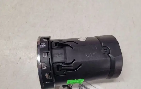 Peugeot 308 Dash center air vent grill 9658515377