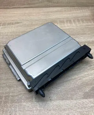 Volvo S80 Engine control unit/module ECU 08677708A 0281010319 L42