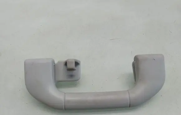 Mercedes-Benz E W212 Rear interior roof grab handle A2048100191