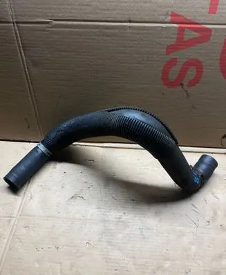 Chrysler Grand Voyager III Engine coolant pipe/hose 112C20302