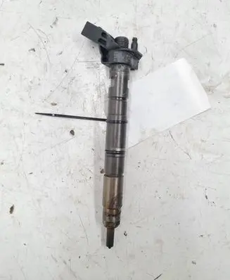 Audi A6 S6 C6 4F Fuel injector 059130277AJ