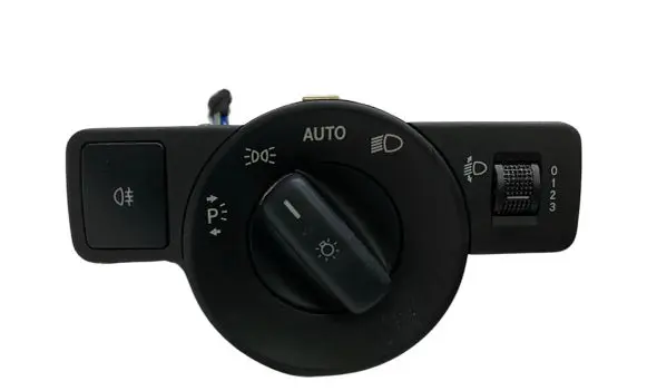 Mercedes-Benz B W246 W242 Light switch A2469050851 10091550