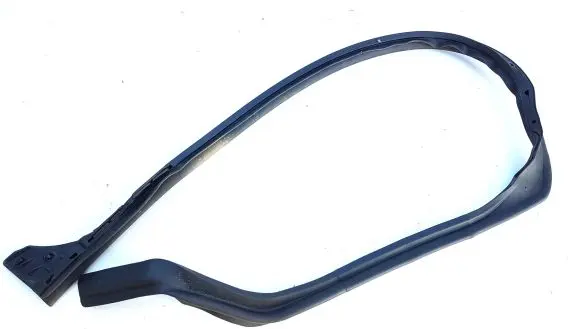 Rubber seal rear door