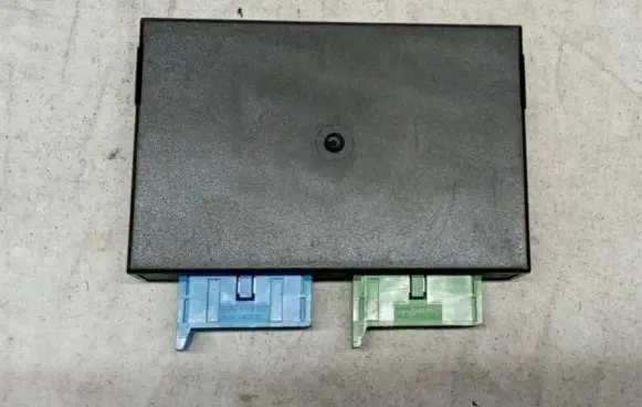 BMW 7 E32 Comfort/convenience module 61351388613 6010700001