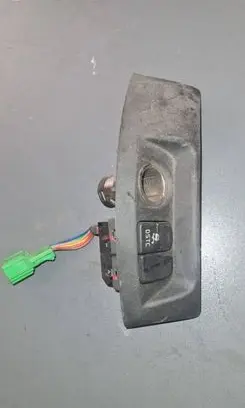 Volvo V50 ESP (stability program) switch 8691530 05W38T
