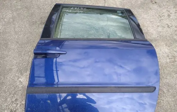 Fiat Ulysse Rear door melynos