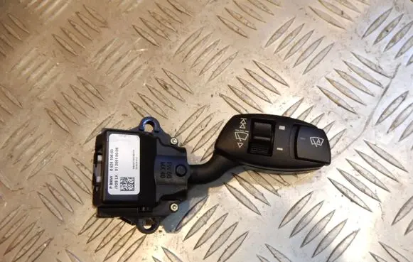 BMW 5 E60 E61 Wiper switch 6924106 3845