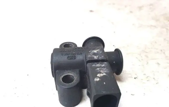 Mercedes-Benz E W210 Sensor A6110780049