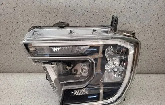 Ford Ranger IV Headlight/headlamp N1WB13E015EE 06M22