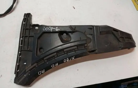Volvo XC90 Front bumper mounting bracket 30698129