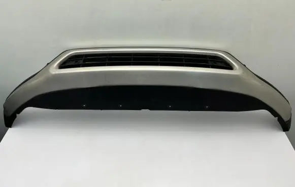 Front bumper lip