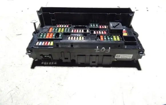 BMW 5 GT F07 Fuse module 9252815