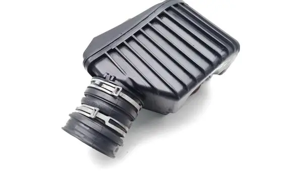 Mercedes-Benz C W203 Intake resonator A2710900804 054700