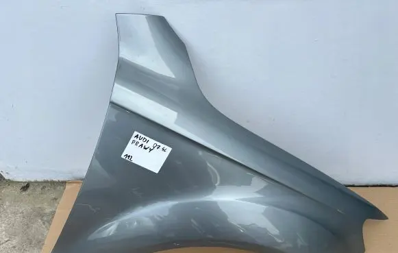 Audi Q7 4L Fender