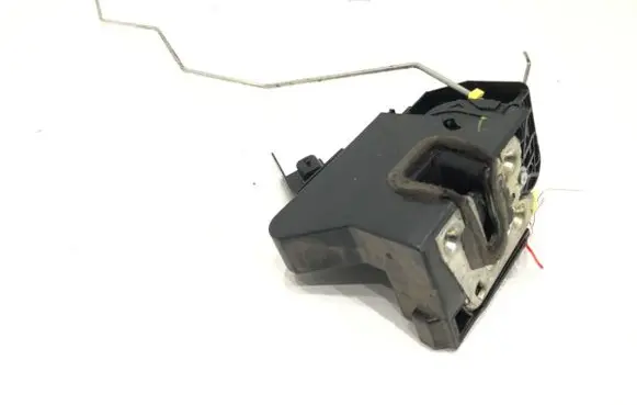 Dacia Duster II Front door lock