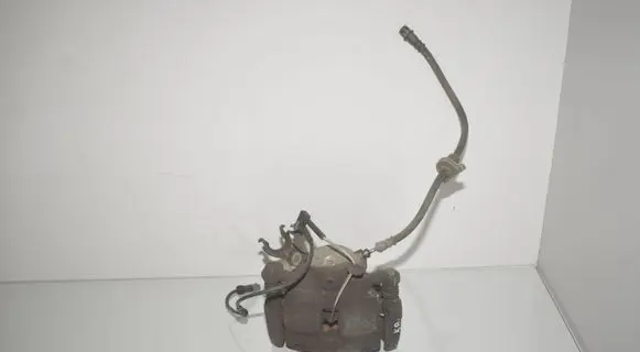 BMW 2 F46 Front brake caliper 6860265 34116860265