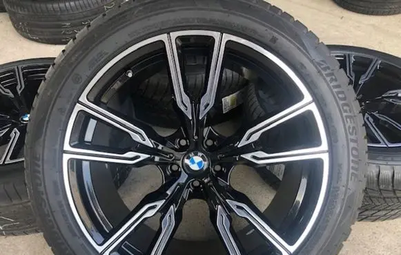 BMW X7 G07 R17 alloy rim 