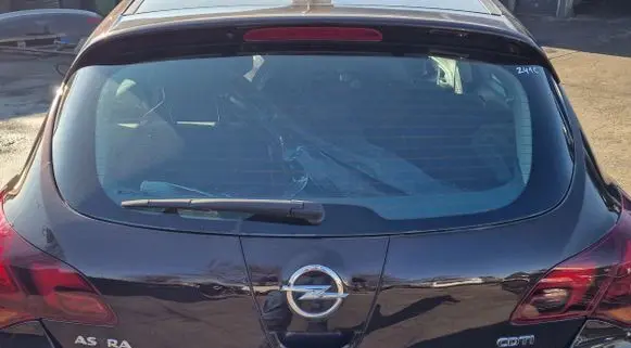 Opel Astra J Tailgate/trunk/boot lid