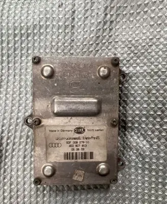 Audi A8 S8 D3 4E Headlight ballast module Xenon 5DF00827910 4E0907813