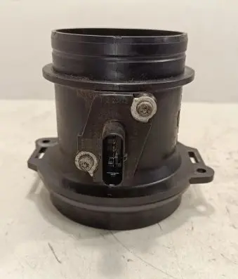 Audi Q7 4L Mass air flow meter 05990646