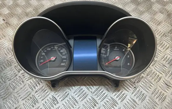 Mercedes-Benz GLC X253 C253 Speedometer (instrument cluster) A2059001018