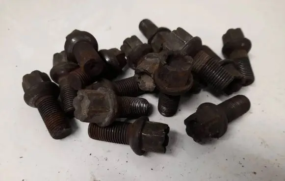 Audi 80 90 B3 Nuts/bolts