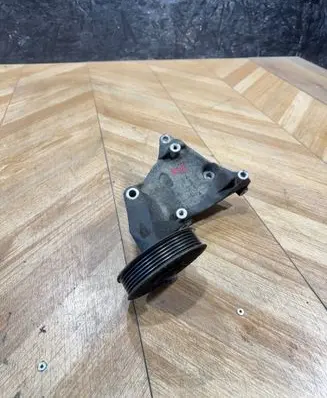 Opel Zafira A A/C compressor mount bracket 24459840