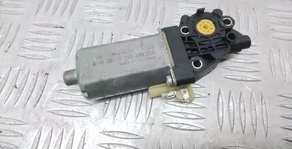 Porsche Cayenne (92A) Seat adjustment motor 0390203389