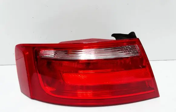 Audi A5 8T 8F Rear/tail lights 8T0945095