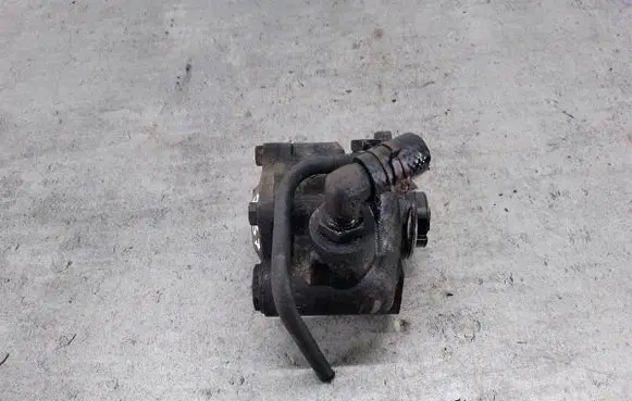 Power steering pump
