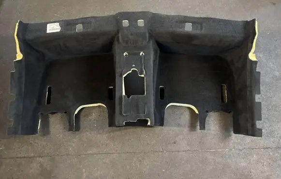 BMW 6 F12 F13 Rear floor carpet liner 8738430