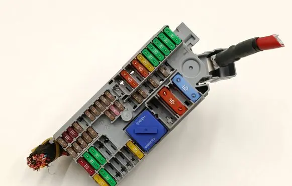 BMW 3 G20 G21 Fuse module 6807487 030093500 6114V7