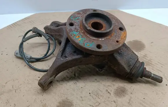 Peugeot 307 Front wheel hub