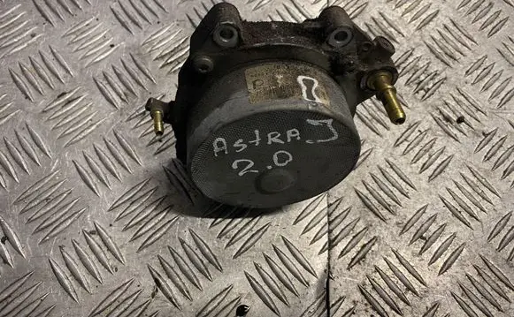 Opel Astra J Vacuum pump 55205446