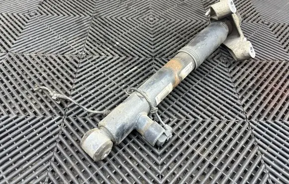 Volvo XC90 Rear shock absorber/damper 31451370