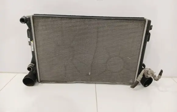 Volkswagen Touran I Radiator set 1K0121251L