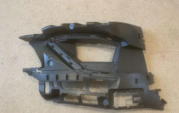 BMW 8 G16 Front bumper mounting bracket 8074788