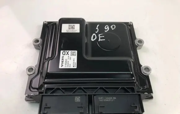 Volvo XC60 Engine control unit/module ECU 31452623