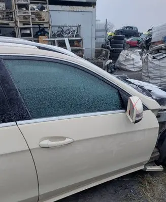 Mercedes-Benz E W212 Front door 