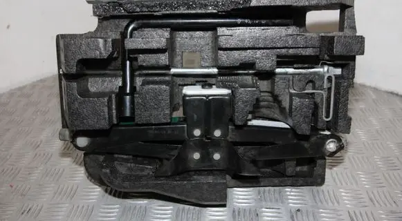 Renault Master III Tool set 8200729741B 8200729741 995505679R